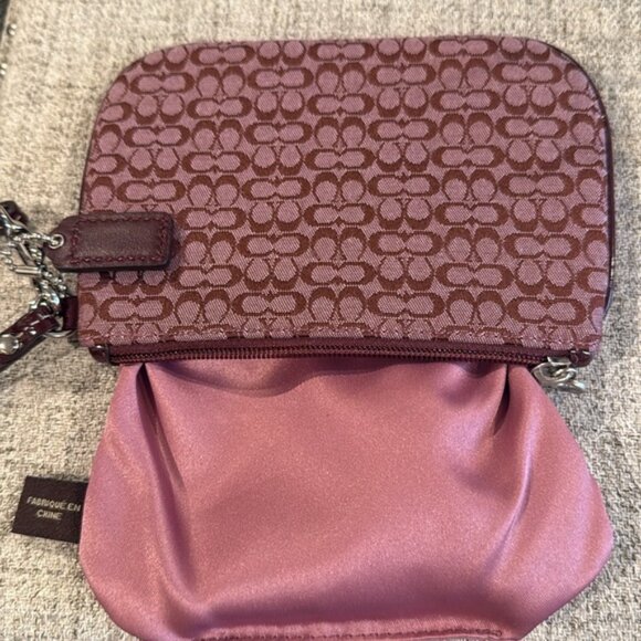 Coach Signature “C” Wristlet (Dusty Pink) with Hangtag & Care Instructions (NWT) - Picture 8 of 10